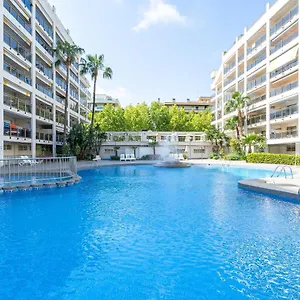 apartamentos-salou-111.top-hotels-tarragona.com/